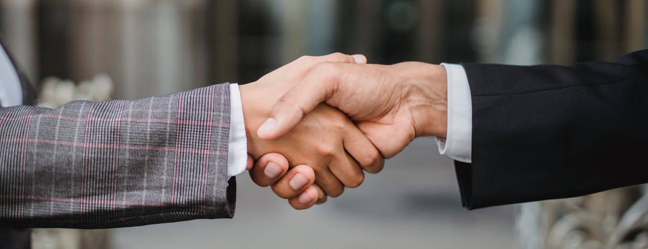 Navigating the Waves of Australian Economics: Multilateral and Bilateral Free Trade Agreements